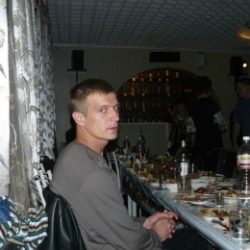 Парень. Ищу девушку для виртика в видео чате, скайпе и т.п. Парень. Ищу девушку для виртика в видео чате, скайпе и т.п.