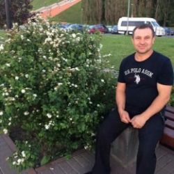 Парень пригласит девушку для приватного общения в Вологде Парень пригласит девушку для приватного общения в Вологде