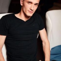 Парень, я из Москвы. Ищу девушку для постоянных отношений и секса Парень, я из Москвы. Ищу девушку для постоянных отношений и секса