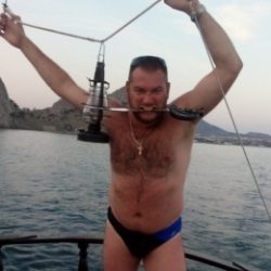 Парень, ищу девушку для встречи сегодня вечером Парень, ищу девушку для встречи сегодня вечером