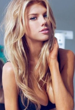 Женщина, ищу мужчину для вирт секса и общения Женщина, ищу мужчину для вирт секса и общения