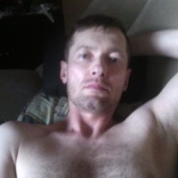 Парень, ищу девушку из Москвы для секса Парень, ищу девушку из Москвы для секса